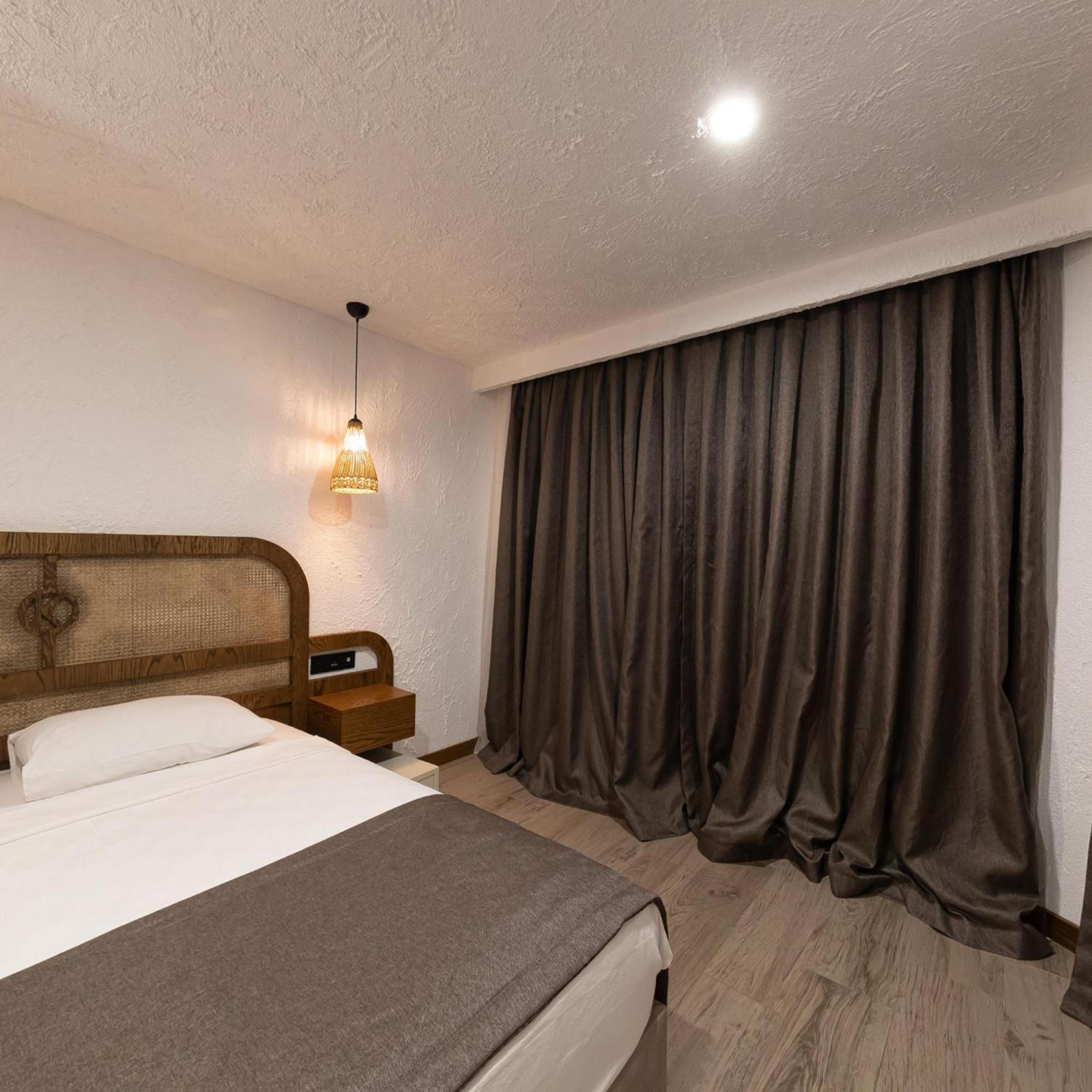 Kilikya Hotel คิซคาเลซิ ภายนอก รูปภาพ